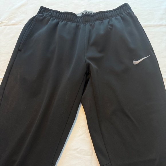 Nike pants - Picture 1 of 2